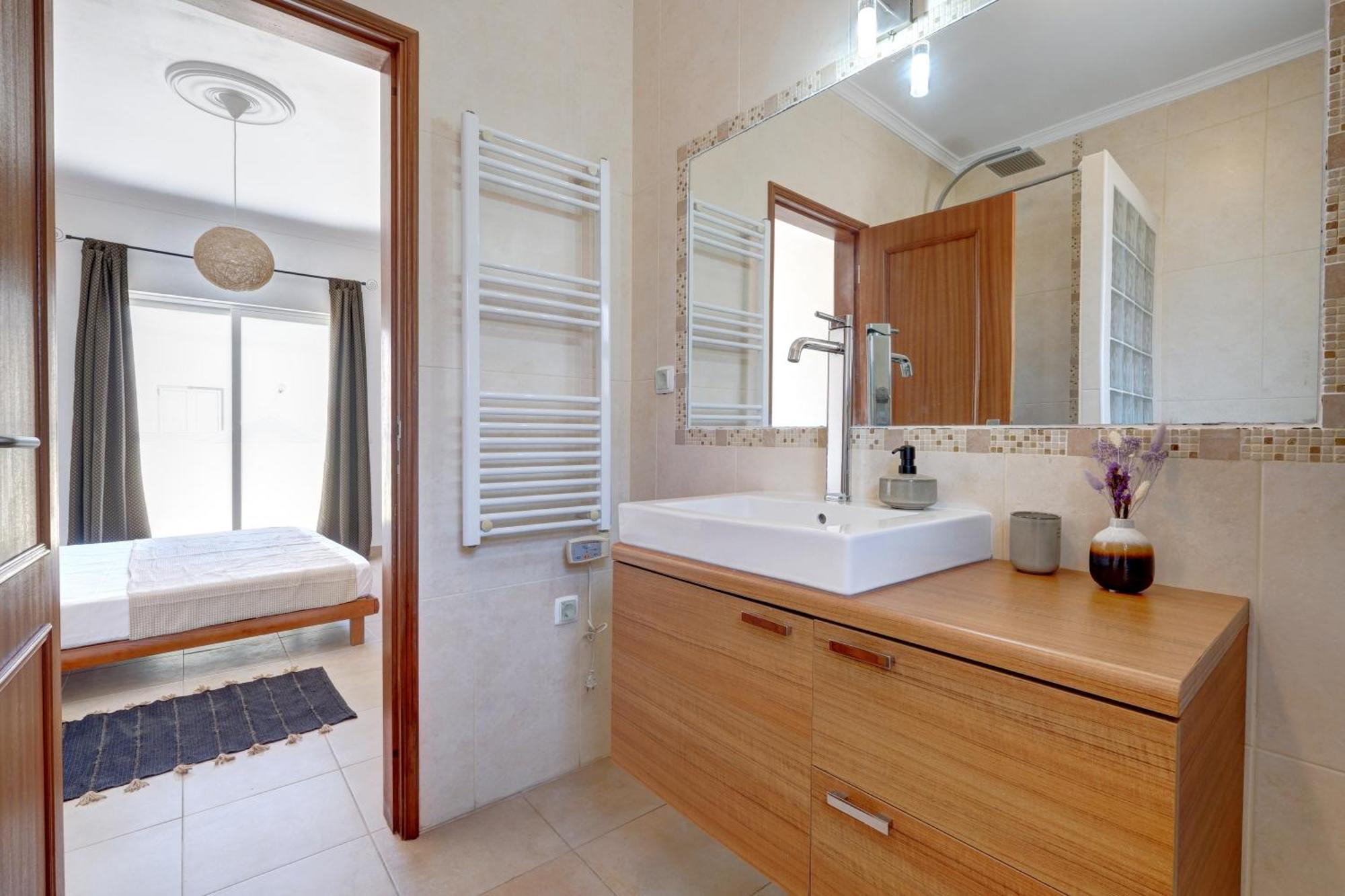 Center, Private Parking, Ac, 6ppl. * Olhao