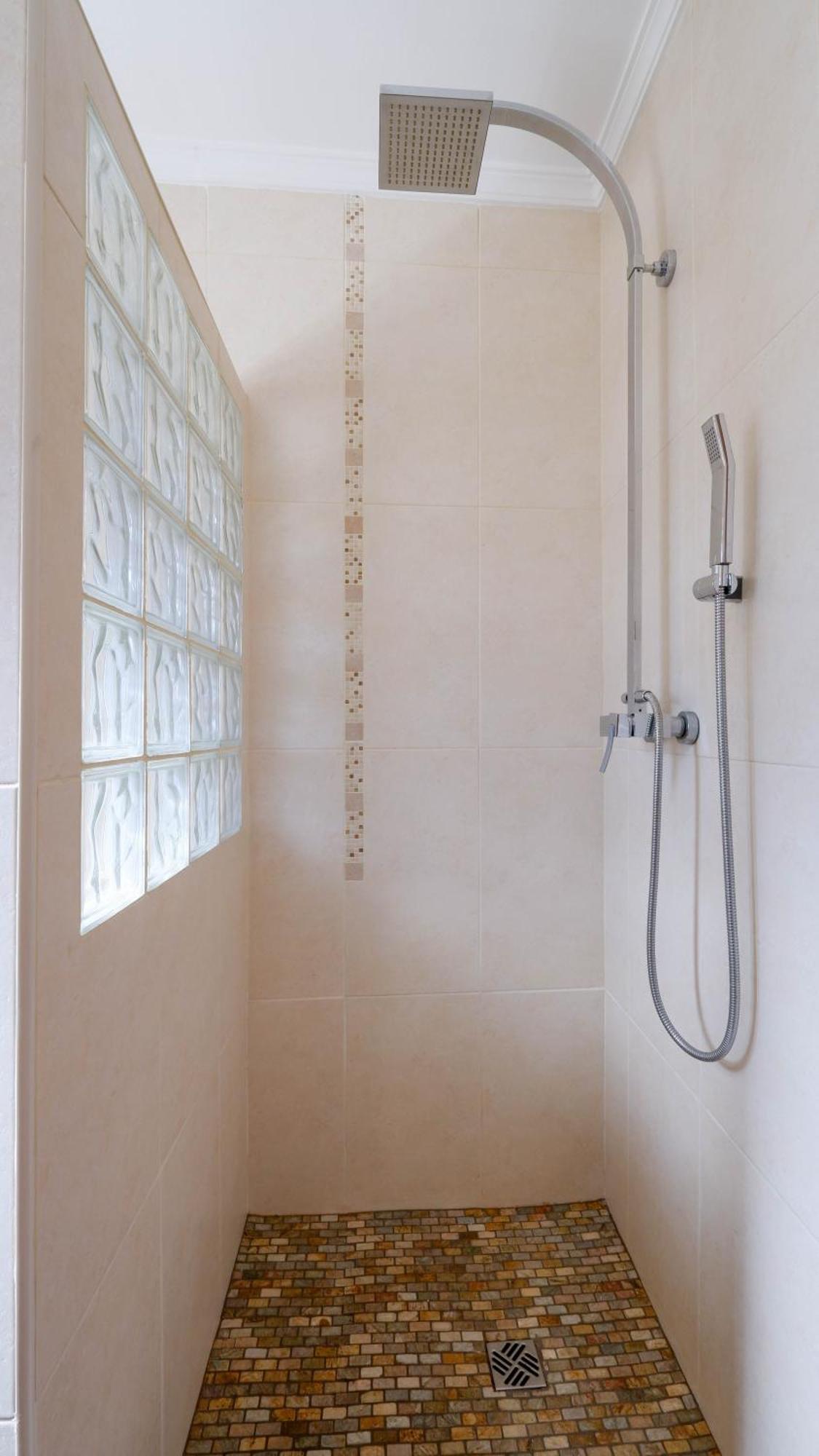 Center, Private Parking, Ac, 6ppl. Holiday home Olhao